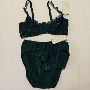 NEW Rene Rofe Women's 2 PC Forest Green Bra & Panty Set 36C/7L